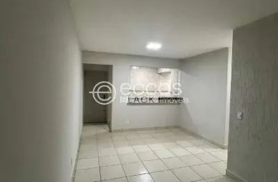 Apartamento à venda, 3 quartos, 1 suíte, 1 vaga, lagoinha - uberlândia/mg