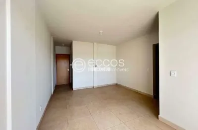Apartamento à venda, 3 quartos, 1 suíte, 2 vagas, presidente roosevelt - uberlândia/mg