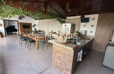 Casa à venda, 3 quartos, 1 suíte, 2 vagas, jardim espírito santo - uberaba/mg