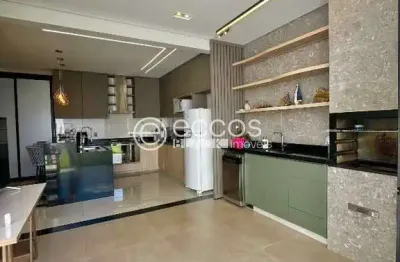 Casa em condomínio à venda, 3 quartos, 1 suíte, 2 vagas, alto umuarama - uberlândia/mg