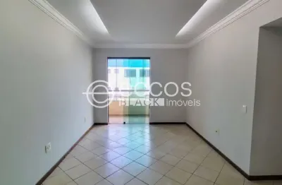 Cobertura para aluguel, 3 quartos, 1 suíte, 3 vagas, santa mônica - uberlândia/mg