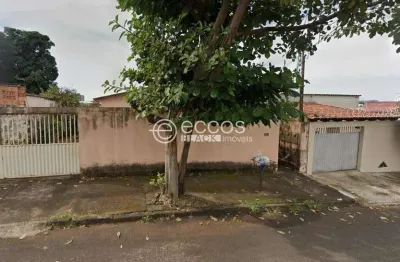Terreno à venda na Avenida Atlântica, 485, Presidente Roosevelt, Uberlândia