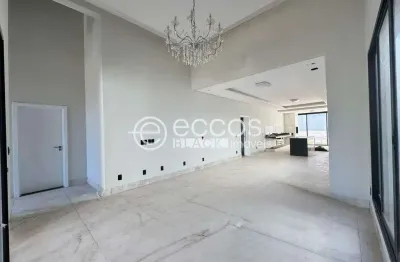 Casa à venda, 3 quartos, 3 suítes, 4 vagas, estância dos ipês - uberaba/mg