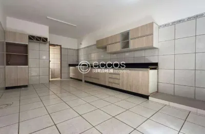 Casa à venda, 3 quartos, 1 suíte, 1 vaga, nossa senhora aparecida - uberlândia/mg