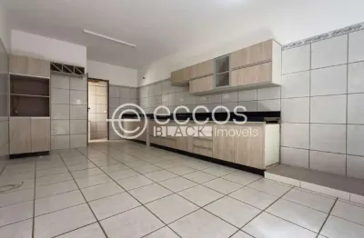 Casa à venda, 3 quartos, 1 suíte, 1 vaga, nossa senhora aparecida - uberlândia/mg