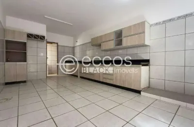 Casa à venda, 3 quartos, 1 suíte, 1 vaga, Nossa Senhora Aparecida - Uberlândia/MG