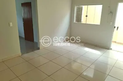 Casa com 3 quartos à venda na Rua Júlio Herberta, 185, Bosque, Araguari