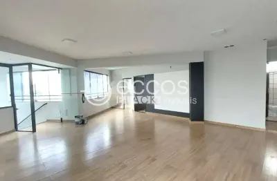 Sala comercial para alugar na Avenida João Naves de Ávila, 1510, Saraiva, Uberlândia