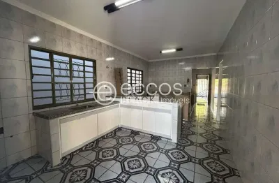Casa à venda, 3 quartos, 1 suíte, 1 vaga, residencial gramado - uberlândia/mg