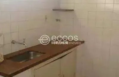 Apartamento com 1 quarto para alugar na Avenida Guilherme Ferreira, 495, Centro, Uberaba