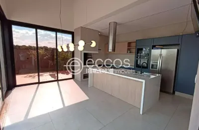 Casa em condomínio à venda, 4 quartos, 3 suítes, 4 vagas, granja marileusa - uberlândia/mg