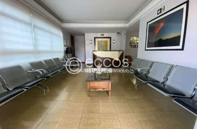 Casa para aluguel, 4 quartos, 2 suítes, 5 vagas, morada da colina - uberlândia/mg