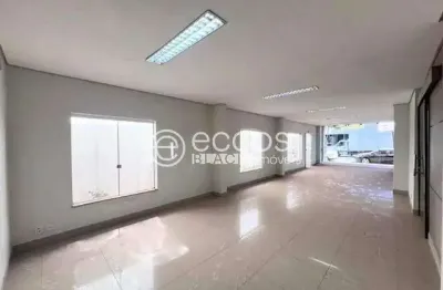Casa comercial para alugar na Avenida João Pinheiro, 2693, Brasil, Uberlândia