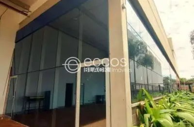 Casa comercial para alugar na Rodovia BR-050, 3627, Novo Mundo, Uberlândia