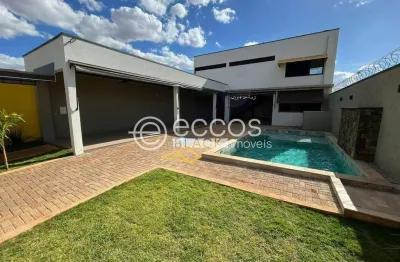 Casa comercial à venda na Rua Mário Quintana, 323, Novo Mundo, Uberlândia