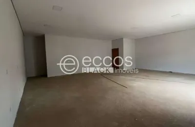 Casa comercial para alugar na Rua Albino Vieira, 518, Brasília, Araguari