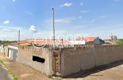 Terreno comercial à venda na Rua Aníbal Freitas Fenelon, 327, Oneida Mendes, Uberaba