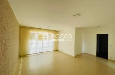 Apartamento para aluguel, 4 quartos, 1 suíte, 2 vagas, saraiva - uberlândia/mg