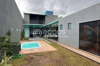 Casa à venda, 2 quartos, 2 suítes, 1 vaga, laranjeiras - uberlândia/mg