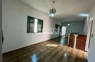 Casa à venda, 3 quartos, 2 vagas, martins - uberlândia/mg