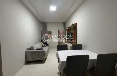 Casa à venda, 3 quartos, 1 suíte, 1 vaga, novo mundo - uberlândia/mg