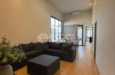 Casa em condomínio para aluguel, 3 quartos, 1 suíte, 4 vagas, jardim botânico - uberlândia/mg