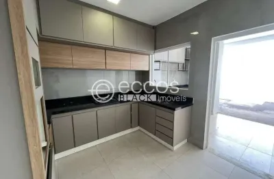 Casa para aluguel, 2 quartos, 2 suítes, 2 vagas, novo mundo - uberlândia/mg