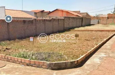 Terreno comercial à venda na Rua Eva das Graças Oliveira Silva, 1179, Antônia Cândida I, Uberaba