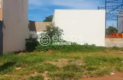 Terreno comercial à venda na Rua Francisco Porfírio Amorim, 74, Granada, Uberlândia