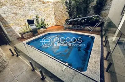 Casa comercial para alugar na Rua Felisberto Carrijo, 1310, Tabajaras, Uberlândia