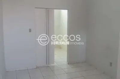 Imóvel comercial à venda, 3 quartos, 1 suíte, 1 vaga, santa mônica - uberlândia/mg