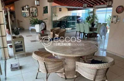 Casa em condomínio à venda, 5 quartos, 3 suítes, 6 vagas, residencial mário de almeida franco - uberaba/mg