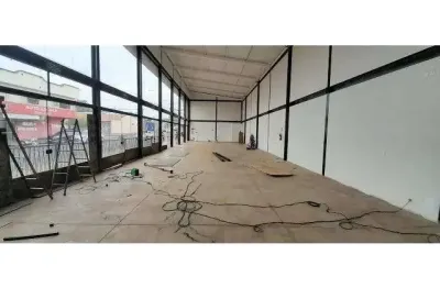 Casa comercial para alugar na Rua São Januário, 716, Tubalina, Uberlândia