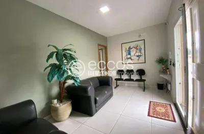 Casa comercial à venda na Rua Feliciano de Morais, 1839, Brasil, Uberlândia