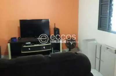 Casa à venda, 3 quartos, 1 suíte, 3 vagas, jardim das palmeiras - uberlândia/mg