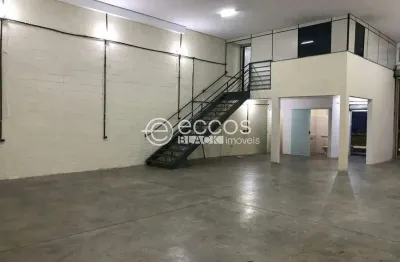 Barracão à venda, 1 quarto, granada - uberlândia/mg