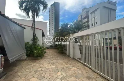 Casa à venda, 4 quartos, 1 suíte, 5 vagas, saraiva - uberlândia/mg