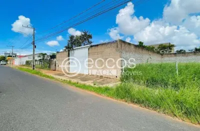 Terreno comercial à venda na Rua Guatemala, 231, Tibery, Uberlândia