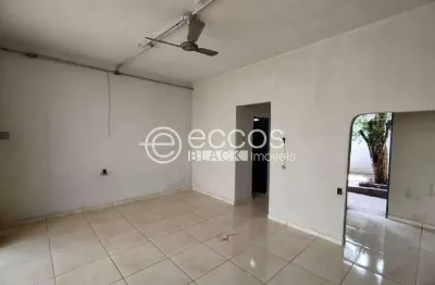 Casa comercial para alugar na Rua Coronel José Francisco, 90, Boa Vista, Uberaba