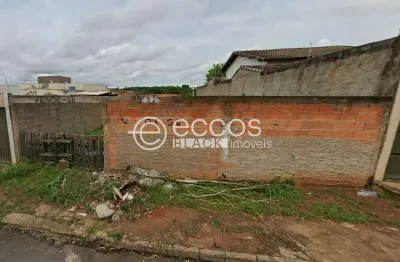 Terreno comercial à venda na Rua Yolanda Ribeiro Cunha, 70, Santa Rosa, Uberlândia