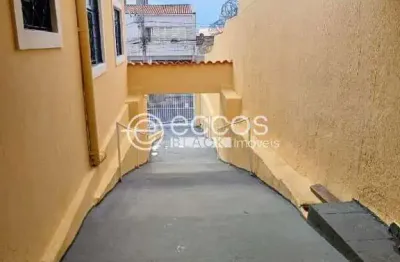 Casa à venda, 5 quartos, 2 suítes, 5 vagas, centro - uberaba/mg