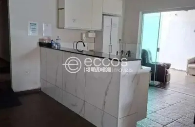 Imóvel comercial para aluguel, 8 quartos, 2 suítes, 5 vagas, osvaldo rezende - uberlândia/mg