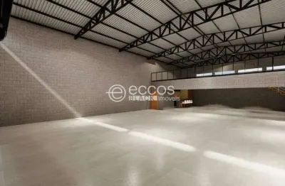 Casa comercial para alugar na Avenida Ubirajara Zacharias, 573, Novo Mundo, Uberlândia