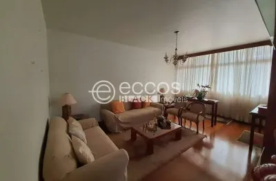 Casa à venda, 4 quartos, 1 suíte, 4 vagas, lídice - uberlândia/mg