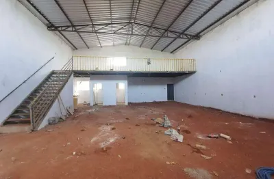 Barracão à venda, 1 quarto, loteamento luizote iv - uberlândia/mg