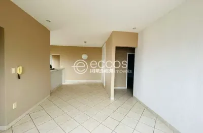 Casa para aluguel, 2 quartos, 1 suíte, 2 vagas, santa mônica - uberlândia/mg
