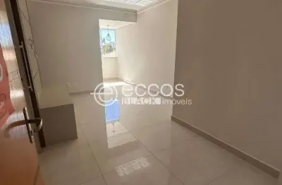 Apartamento à venda, 2 quartos, 1 suíte, 1 vaga, presidente roosevelt - uberlândia/mg