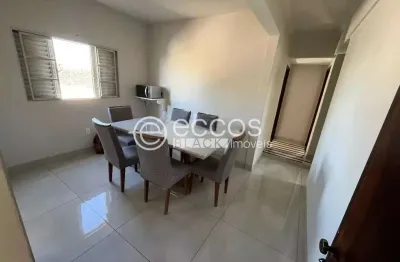 Apartamento para aluguel, 3 quartos, 1 suíte, 1 vaga, brasil - uberlândia/mg