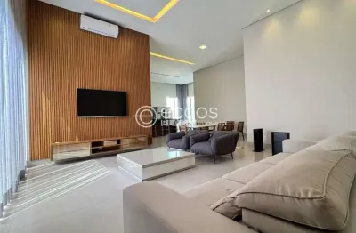 Casa em condomínio para aluguel, 3 quartos, 3 suítes, 4 vagas, jardim sul - uberlândia/mg