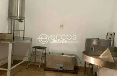 Casa à venda, 3 quartos, 2 suítes, 5 vagas, nova uberlândia - uberlândia/mg